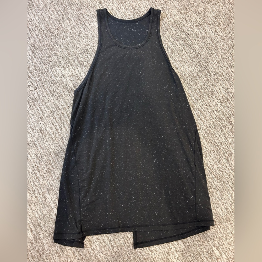 Lululemon tank top that ties in back